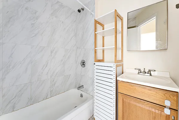 Rented by Compass | media 22