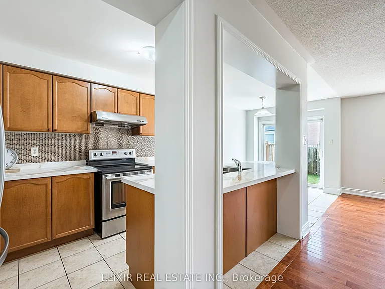 50 Millcar Dr #MAIN LEVEL — Photo 4