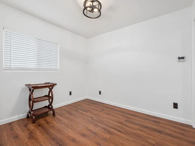 713 Wikiup Dr — Photo 25