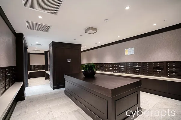 Rented by Cyberapts Management | media 32