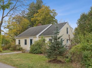 52 Fletcher St, Kennebunk, ME 04043