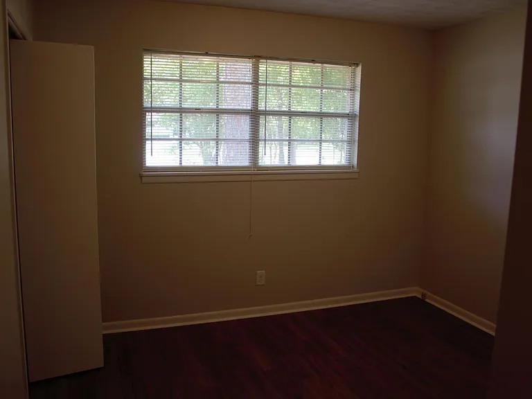 2504 Choctaw St — Photo 10