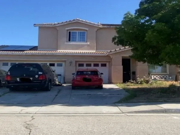 2743 Bouquet Ln, Palmdale, CA 93551