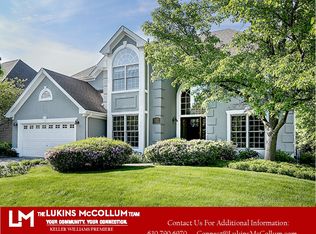 142 Stableford Dr, Glen Ellyn, IL