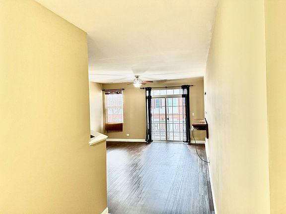 4th image of 10214 Mulberry Ln #D