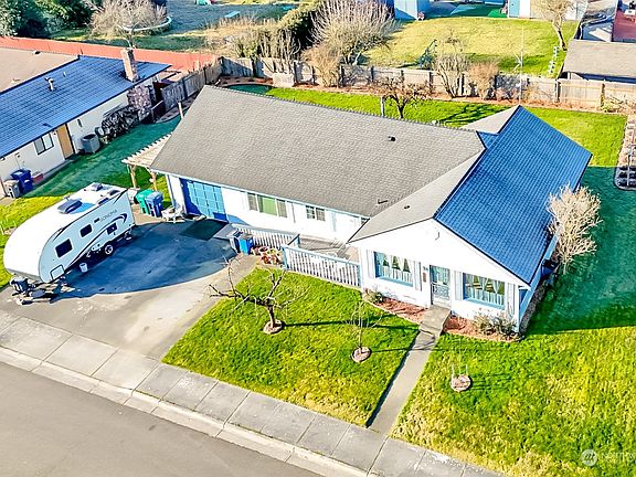 4th image of 9114 49th Drive NE