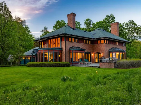 141 Pheasant Hill Road, Shelburne, VT 05482