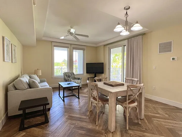 1 bed, 707 sqft, $2,000 — Photo 4
