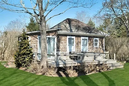 35 Meetinghouse Ln — Photo 22