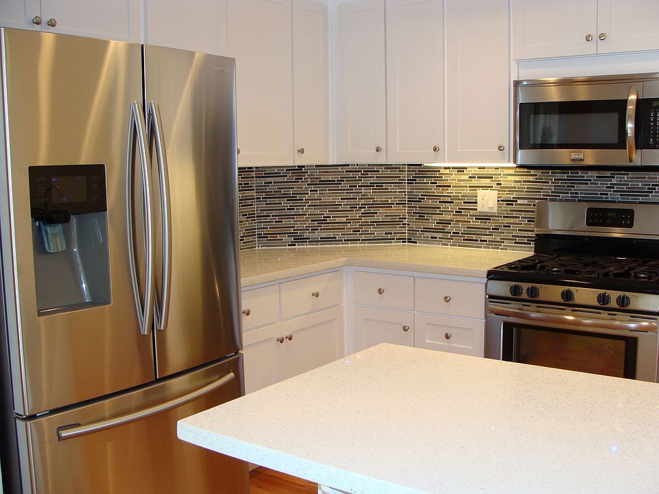 1st image of 30 Creekridge Ct