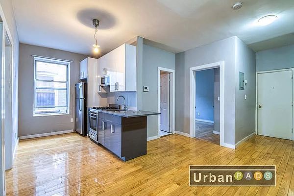 1st image of 1601 Park Pl #E2