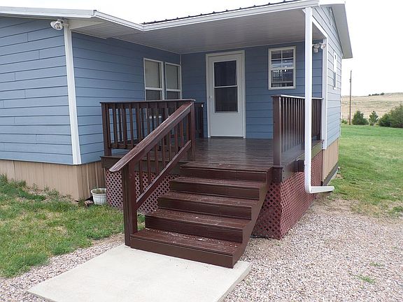 Front entrance to porch