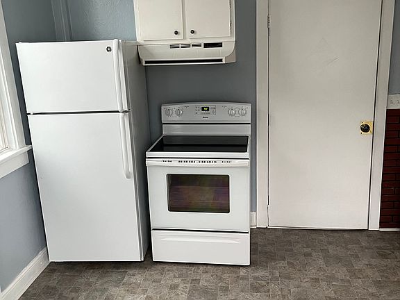 4th image of 527 W Main St #B
