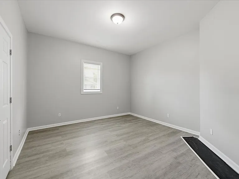 28 S Dearborn Street — Photo 12