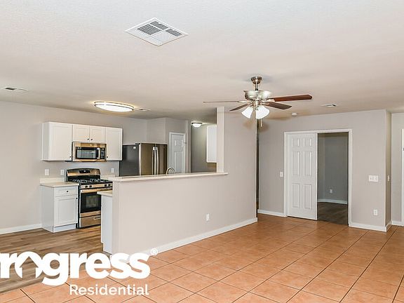 3rd image of 704 Roberta Alecia Ave