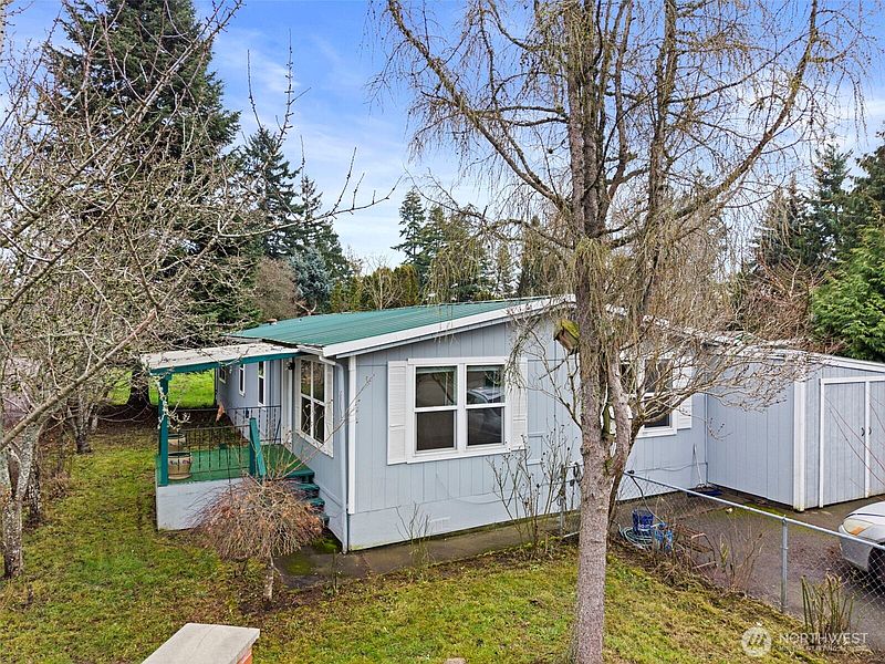 3rd image of 11040 14th Avenue SW