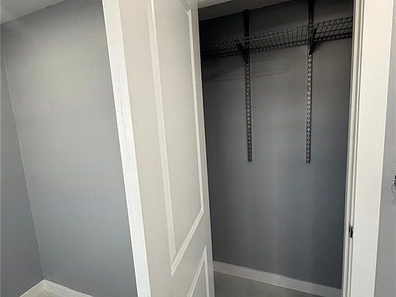 3rd image of 5317 Fleming St