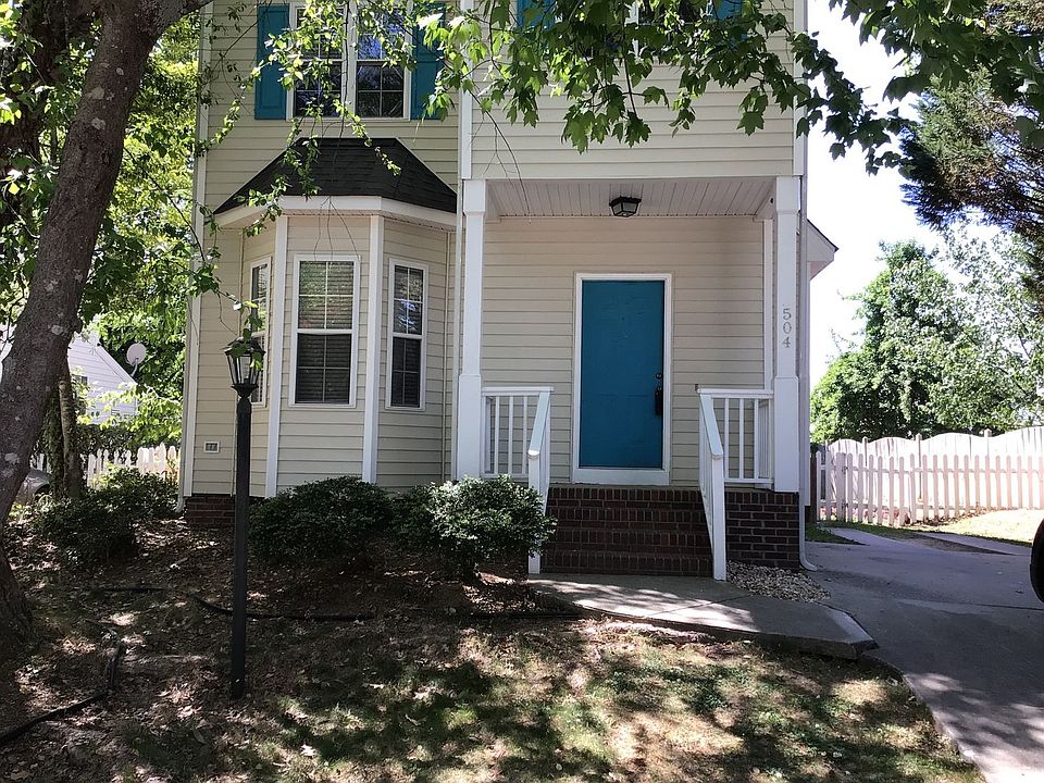 1st image of 504 E Maple Ave