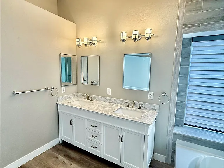 3121 Siena Cir — Photo 26