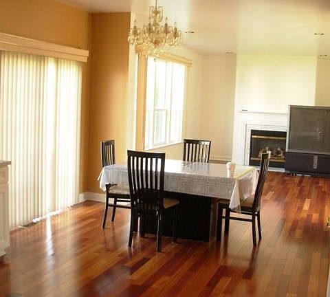 Breakfast Area-Family Room