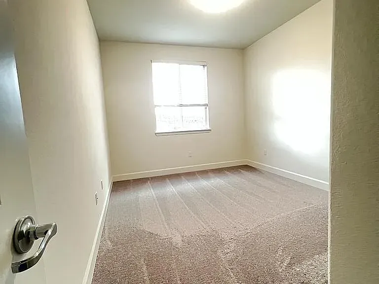 Additional bedroom