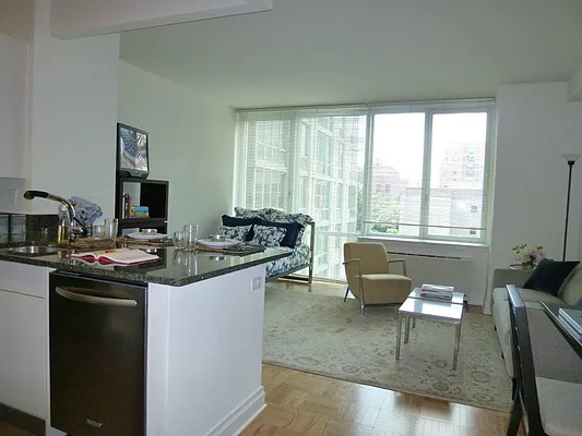 Rented by Carnegie Hill Place | media 3