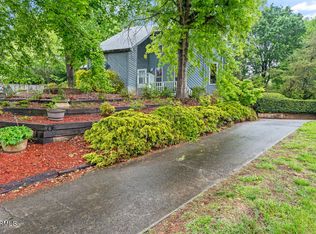 2133 Windbrook Rd, Knoxville, TN 37923