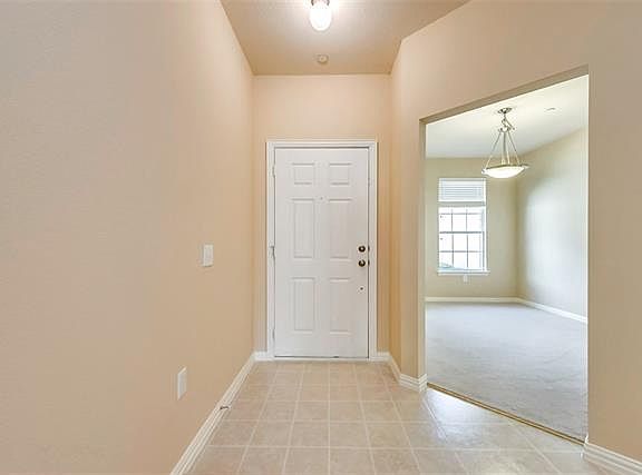3rd image of 277 Bexar Dr