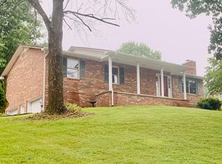 4829 S Wind Dr, Kingsport, TN 37664