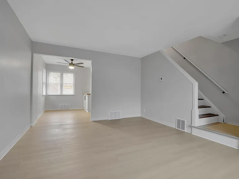 Amherst Townhomes — Photo 9