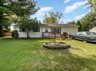 4857 Concord Rd, Demotte, IN 46310