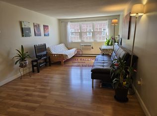 2 Old Colony Ln APT 8, Arlington, MA 02476