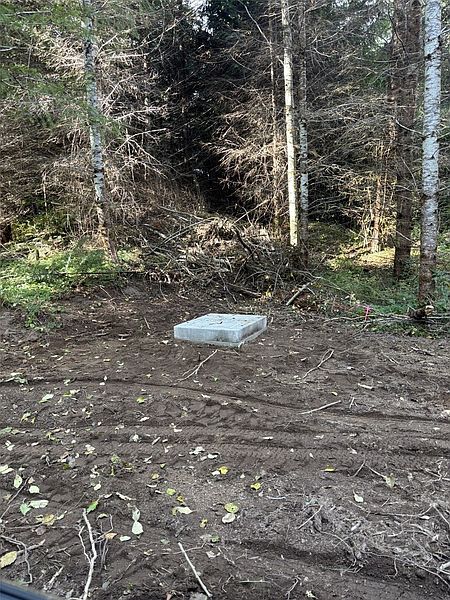 4th image of 2 Skinner Road