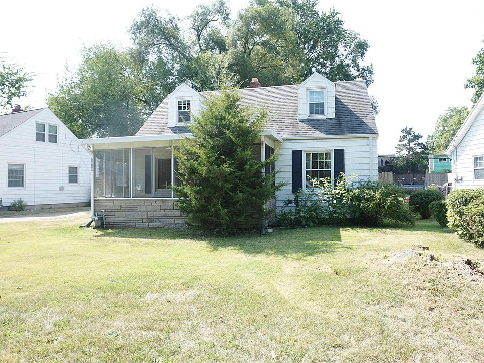 1st image of 2434 Eisenhower Ave