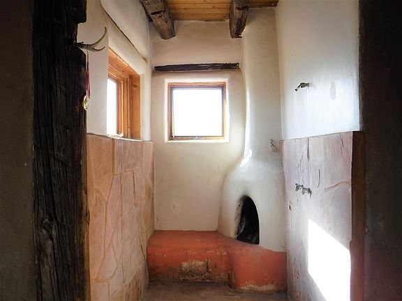 5th image of 13 Calle Miguel