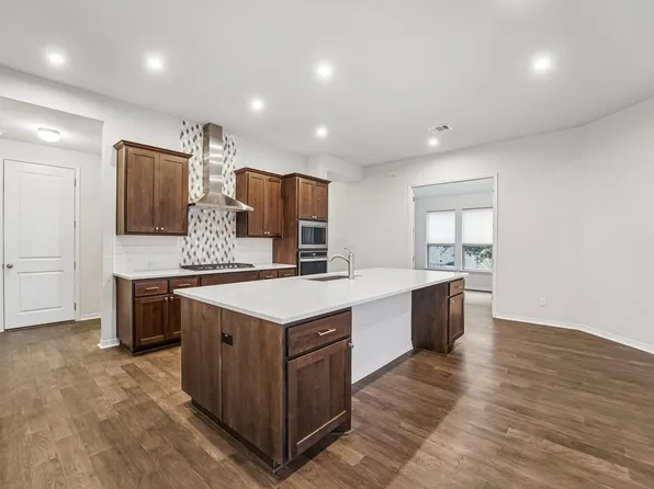 207 Mineral River Loop, Kyle, TX 78640