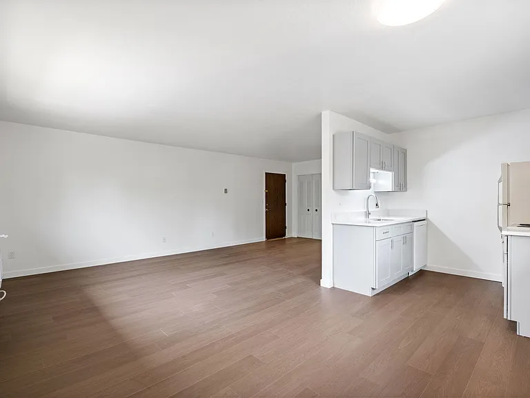 7050 W 37th Ave — Photo 75