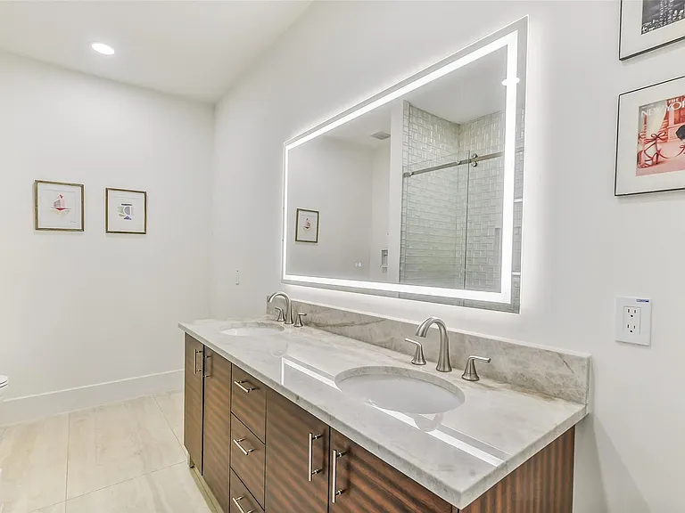 9411 Millbury Dr — Photo 26