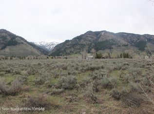 6 Hoback Dr, Thayne, WY 83127