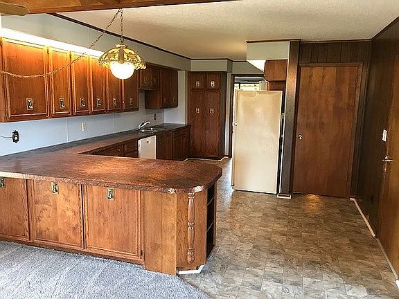 Kitchen view from Family rm