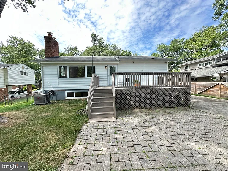 2304 McAuliffe Dr — Photo 21