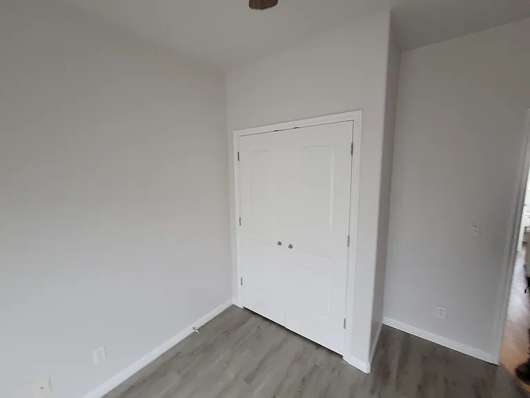 858 S 170 W #A — Photo 5