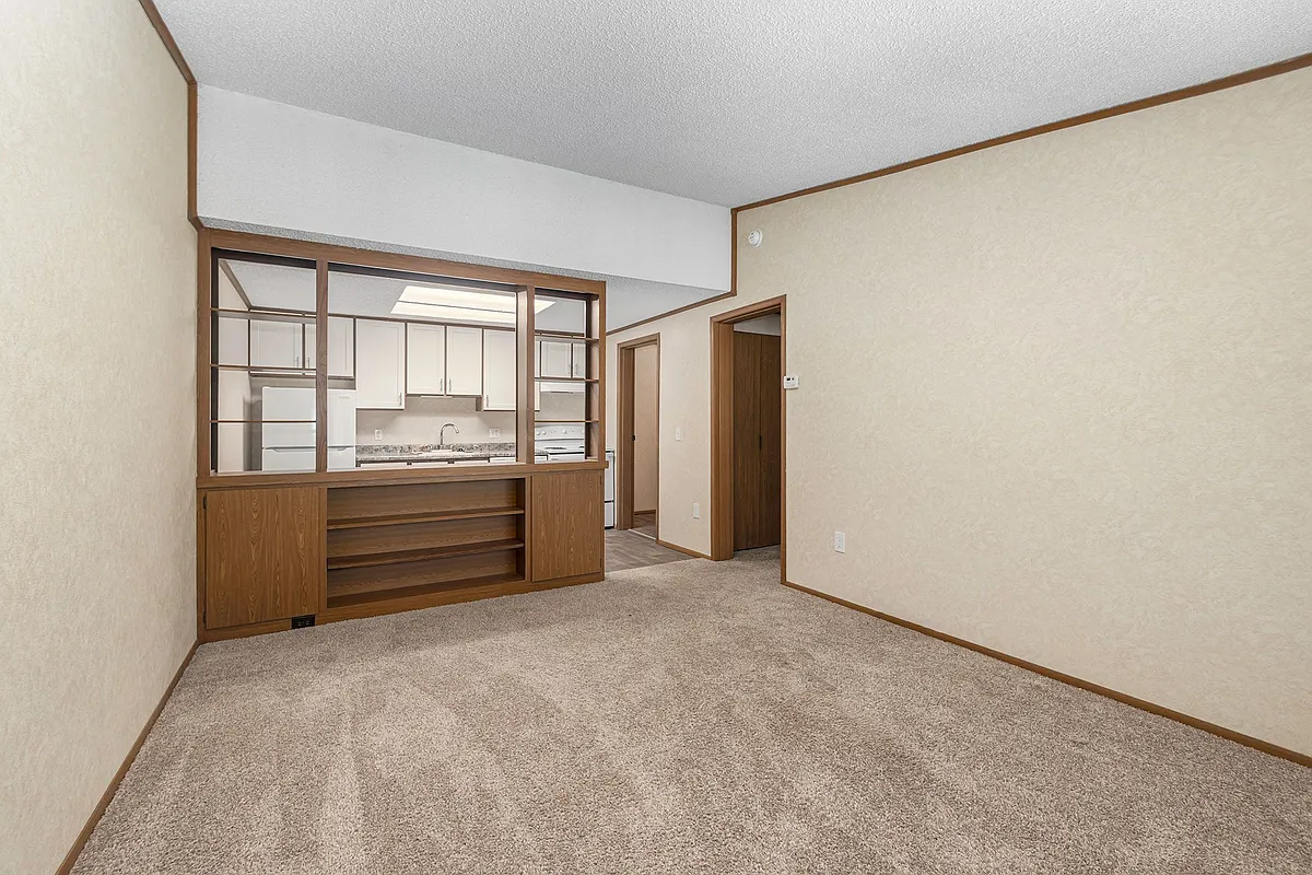 Building Photo - Pineridge Apartments