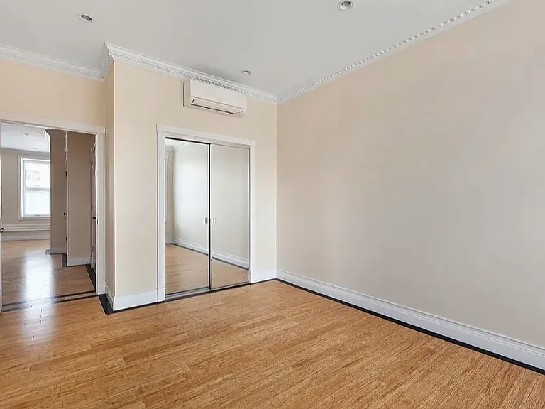 4536 11th St #1 — Photo 3
