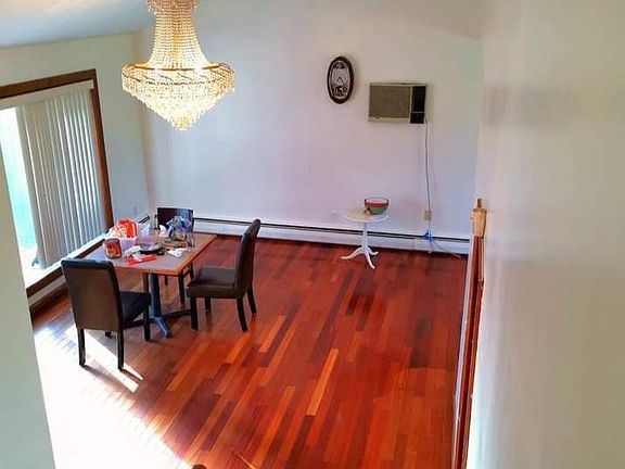 5th image of 569 Meryl Dr