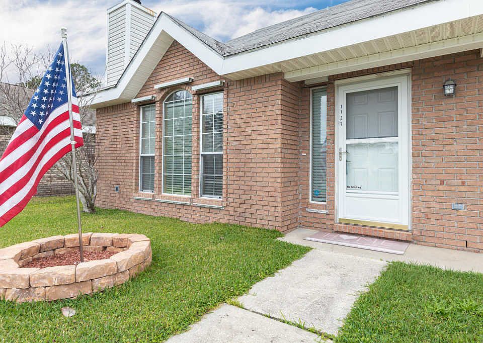 1st image of 1127 Bridlewood Path