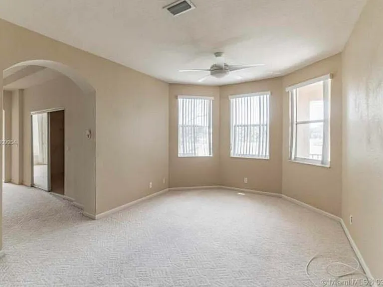 1831 Waldorf Dr — Photo 21
