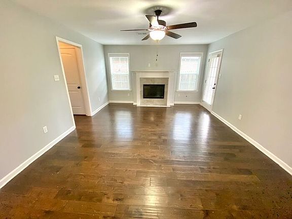 3rd image of 7599 Glen Creek Ln