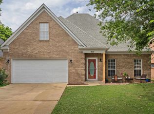 8030 Jills Creek Dr, Bartlett, TN 38133
