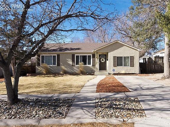 Stucco rancher near Patty Jewitt Golf Course.